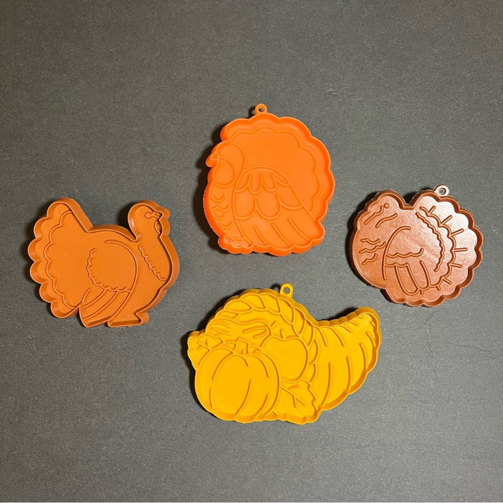 Hallmark: Fall Holiday (SET of 4) Plastic Cookie Cutters - 1980'S Vintage